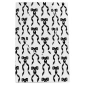 Extravagantes Schwarzes Bow-Muster Mittlere Geschenktüte (Vorderseite)