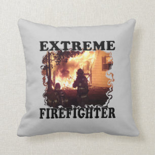 Extremer Feuerwehrmann Kissen