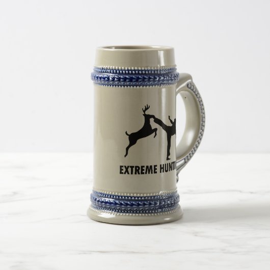 Extremer Jagd-Rotwild-Karate-Tritt Bierglas (VorderseiteRechts)