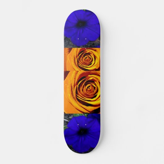 Extremer Sport mit Blumen Skateboard (Vorderseite)
