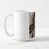 Extremnahe eines glücklichen Schimpansenbabys Kaffeetasse (Links)