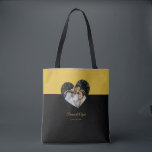 Eye-casing Heart Couple Gold and Black Tasche<br><div class="desc">Carry style and romance with this eye-casing heart couple tote bag in gold and black. Featuring a bold design,  it’s perfect for everyday use,  shopping,  or gifting. Durable and spacious,  it blends practicality with modern,  expressive fashion for a standout accessory.</div>