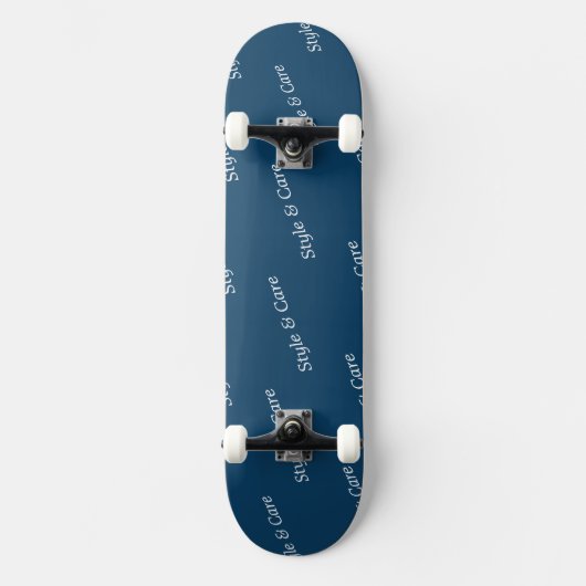 Eye Catching Custom Brand Name Text Pattern Navy Skateboard (Vorderseite)