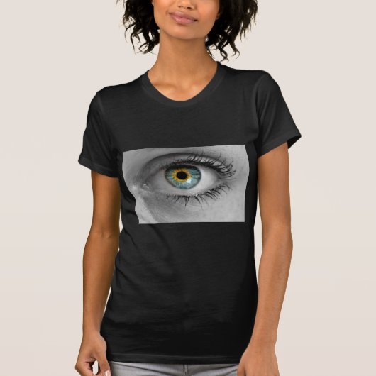 Eye schaut auf das Makro des Viewer-Konzepts T-Shirt (Vorderseite)