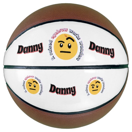 Eyebrow Sass: A Raised Eyebrow Works Wonders Basketball (Vorderseite)