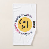 Eyebrow Sass: A Raised Eyebrow Works Wonders Handtuch (Handtuch)