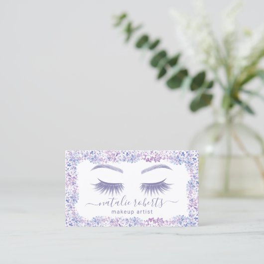 Eyelash Makeup Artist Lavender Floral Beauty Salon Visitenkarte (Stehend Vorderseite)