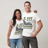 F111 unten UnderTee T-Shirt (Unisex)
