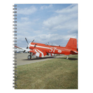 F2G-1D Superseeräuberflugzeug an der Flugschau Notizblock