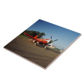 F2G-1D Superseeräuberflugzeug an einer Flugschau Fliese (Seite)