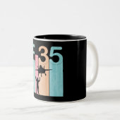 F35 Kampfflugzeuge der Vintagen Luftwaffe Zweifarbige Tasse (VorderseiteRechts)