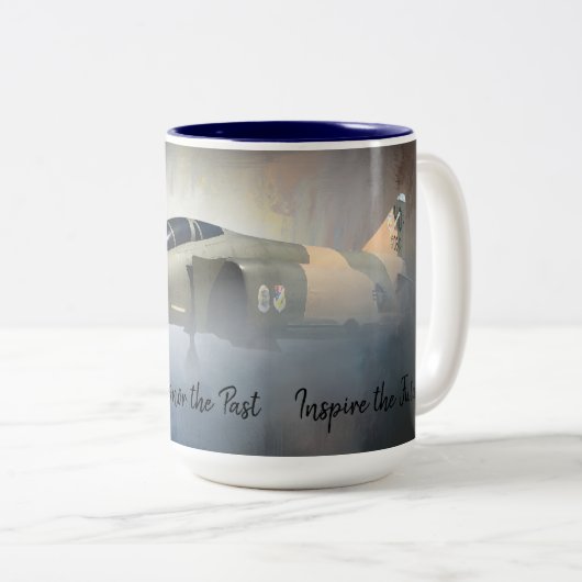 F4 PhantomTasse v2 Zweifarbige Tasse (VorderseiteRechts)