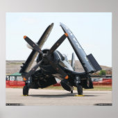 F4U-4N Corsair (Nachtkämpfervariante) Poster (Vorne)