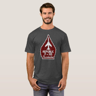 F-105 Thunderchief Rot-Pfeilspitze T-Shirt