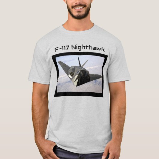 F-117 Nighthawk Stealth Bomber T-Shirt (Vorderseite)