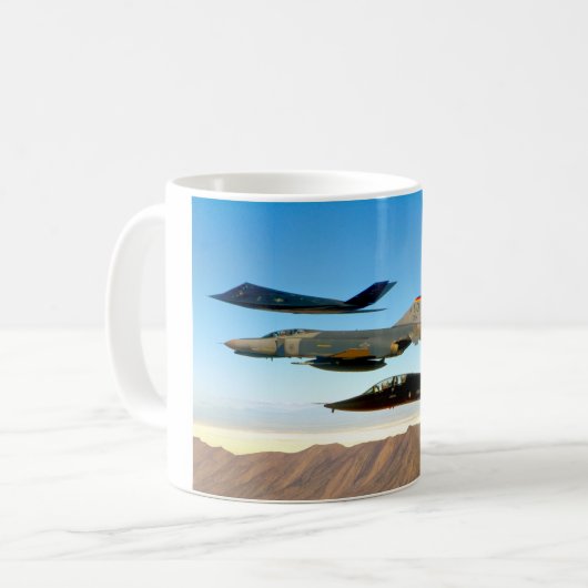 F-117A NIGHTHAWK - F-4 T-38 KAFFEETASSE (Vorderseite Links)