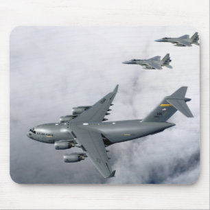 F-15B Eagles Eskorte der erste Hawaii-ansässige Mousepad