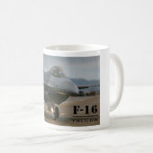 F-16 Bekämpfung der Tasse von Falken (VorderseiteRechts)