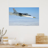 F-16 Feuert eine Maverick-Rakete Poster (Küche)