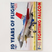 F-16 KÄMPFUNG FALCON - 50 JAHRE! (20 x 30 INCH) Puzzle (Vertikal)