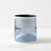 F-16 Tiger drehen und brennen Tasse (Zentrum)