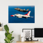F-16C-KAMPFFIL UND F-35A-BELEUCHTUNG II POSTER (Heimbüro)