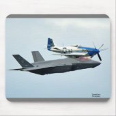 F-35 Kampfflugzeug mit dem P-51 Mustang Mousepad (Vorne)