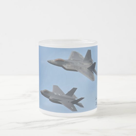 F-35 und F-22 Kampfjet Mattglastasse (Mittel)