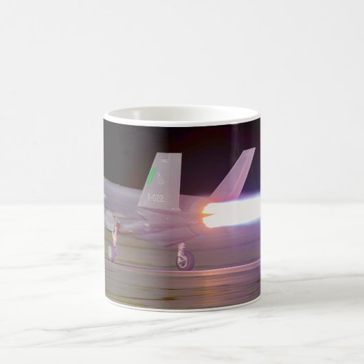 F-35A BELEUCHTUNG II (NIEDERLANDE) KAFFEETASSE (Mittel)