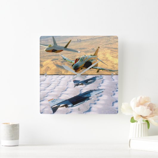 F-4 PHANTOM QUADRATISCHE WANDUHR (Zuhause)