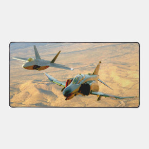 F-4 PHANTOM und F-22 RAPTOR Schreibtischunterlage