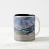 F-4 TiefpaßTasse des Phantoms II Zweifarbige Tasse (VorderseiteRechts)