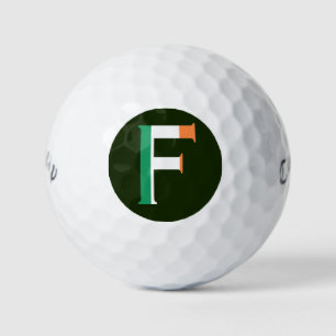 F Monogram überlagert sich auf irischer Flagge cwb Golfball