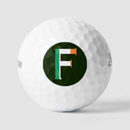 F Monogram überlagert sich auf irischer Flagge ssf Golfball (Vorderseite)