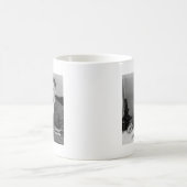 F Scott Fitzgerald "Action is Character" Geschenke Kaffeetasse (Mittel)