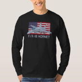 Fa 18 Hornet Jet Fighter Flugzeug American Flag T-Shirt (Vorderseite)