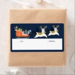 Fa La Christmas Llama Rentiers & Sleigh Geschenke<br><div class="desc">Feiern Sie die magische und festliche Urlaubssaison mit unserem individuellen Urlaubstag und mit den Aufklebern Geschenketiketten. Unser Design zeigt unsere eigenen handgezeichnet Rentierlamas, die einen Weihnachtsschlitten mit bunten Geschenken und weihnachtlicher Blumengrün ziehen. Passen Sie Ihre Monogramm-Initial an, die dem roten Schlitten hinzugefügt wird. Alle Abbildungen sind handgezeichnet Original von Moodthology...</div>