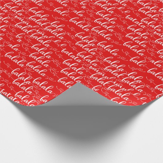 Fa la Falala White Script Hearts Red Christmas Geschenkpapier (Ecke)