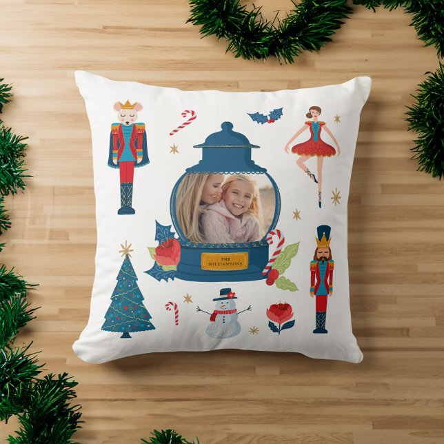 Fa La Oh What Fun Christmas Nutcracker Charaktere Kissen (Fa La Oh What Fun Christmas Nutcracker Characters Throw Pillow)