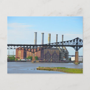 Fabrik hinter der Bridge-Postkarte Postkarte