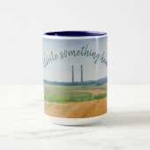 Fabrikschornsteine mit gelbem Feld Tasse (Zentrum)