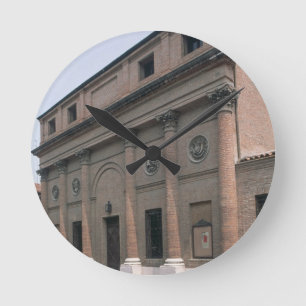 Facade of the Teatro Accademico (photo) Runde Wanduhr