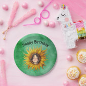 Face of Birthday Girl in Fancy Yellow Sunflower  Pappteller (Party)