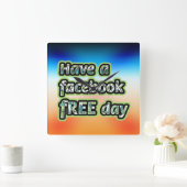 Facebook Free Day Quadratische Wanduhr (Zuhause)