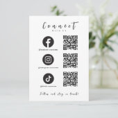 Facebook Instagram Tiktok QR Code Trendweiß Einladung (Stehend Vorderseite)