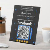 Facebook Review Request Card mit Logo und QR Code Sockelschild (In SItu)
