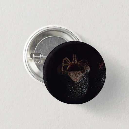 Facehugger Knopf Button (Vorne & Hinten)