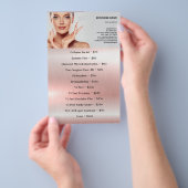 FACIAL BEHANDLUNGEN Schönheitssalon Flyer (Handgriff)