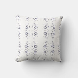 Faded Blue and White Floral Pattern Kissen