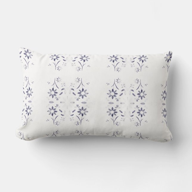 Faded Blue and White Floral Pattern Lendenkissen (Vorderseite)